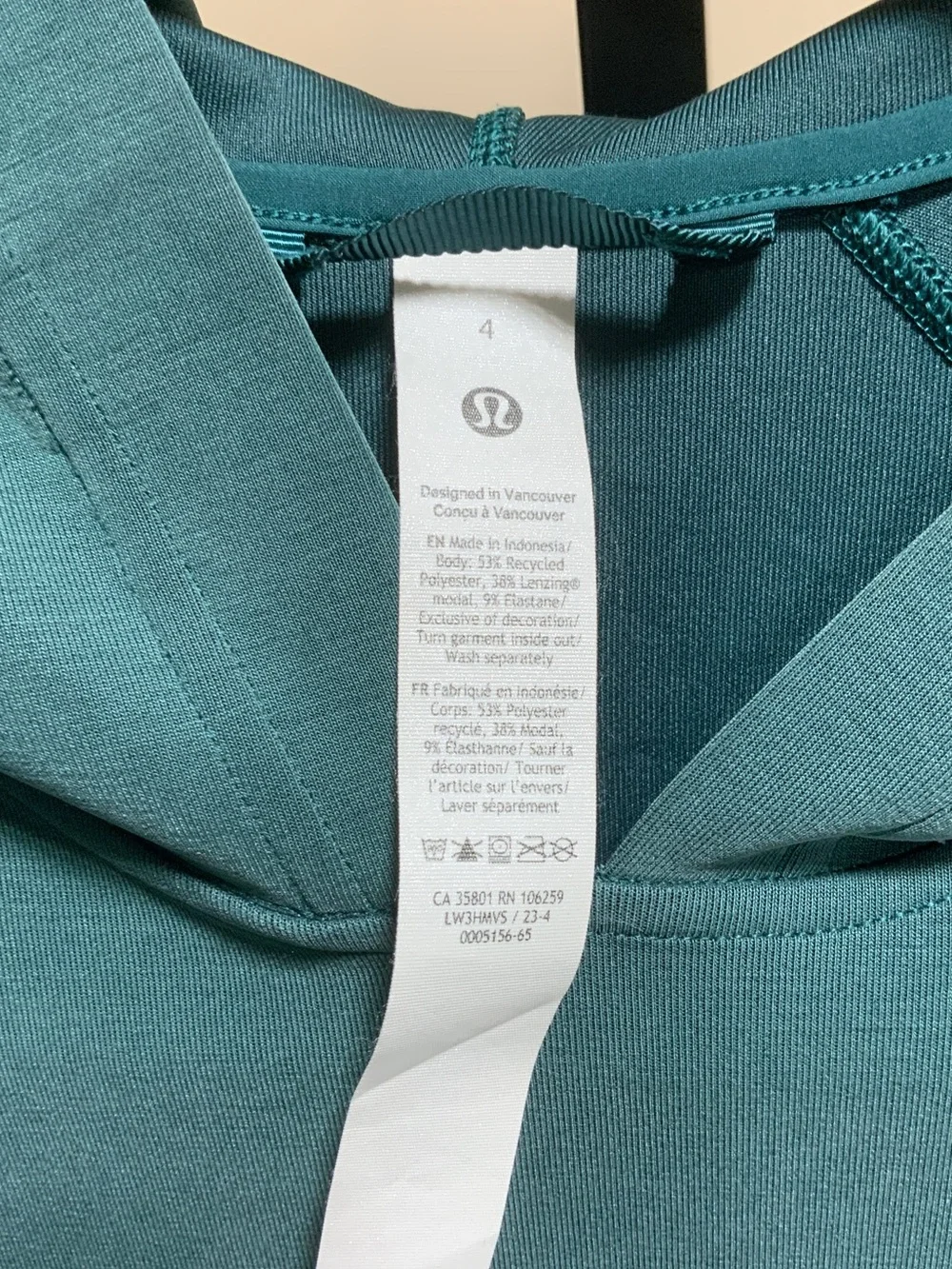 lululemon athletica Cropped Teal Hooded Pullover